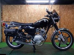 ヤマハ　ＹＢ１２５ＳＰ　サイドバッグ　カスタムマフラー　カスタムシート