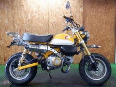 ホンダ　モンキー１２５　ＯＶＥＲレーシングマフラー　リアキャリア　ＵＳＢ装着車両