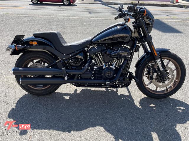 お手軽価格で贈りやすい Harley-Davidson ソフテイルデラックスFLSTN