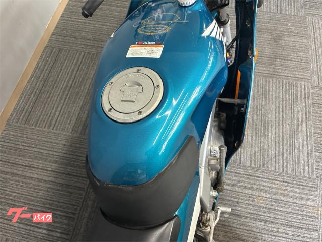 ホンダ NSR50 1999年モデル レプソルカラー タンク