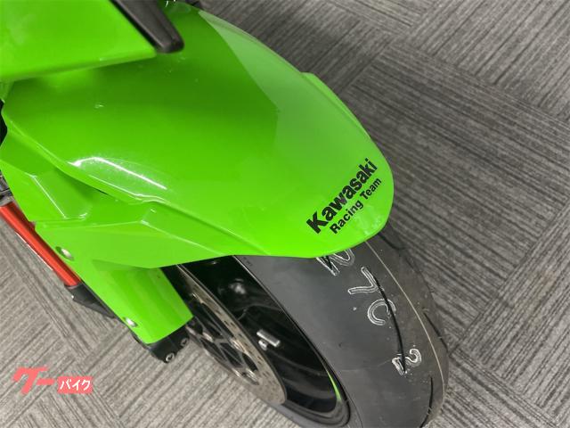 Kawasaki Ninja ZX-10R - 2022 — миниатюра 4
