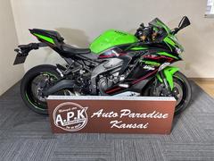 カワサキ　Ｎｉｎｊａ　ＺＸ−２５Ｒ　ＳＥ　２０２２年モデル　ＫＲＴ　ＥＴＣ　ドラレコ　トリックスターステップ　ＵＳＢ