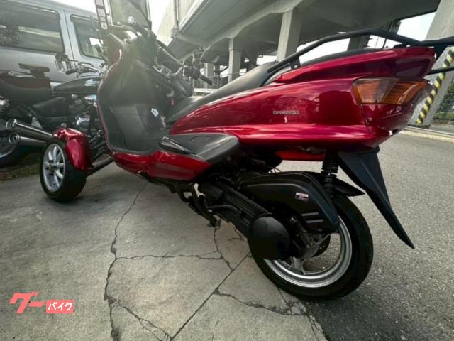 輸入車・他メーカー リバース 逆三輪 トライク マジェタイプ /2人 輸入車・他メーカー リバース 逆三輪 トライク マジェタイプ /2人