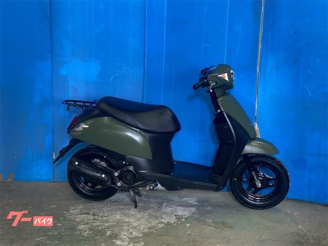 レッツ　２０１８年モデル　前後タイヤ新品　カーキ