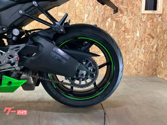 カワサキ Ｎｉｎｊａ ＺＸ－６Ｒ ２０１０年モデル ヨシムラマフラー 