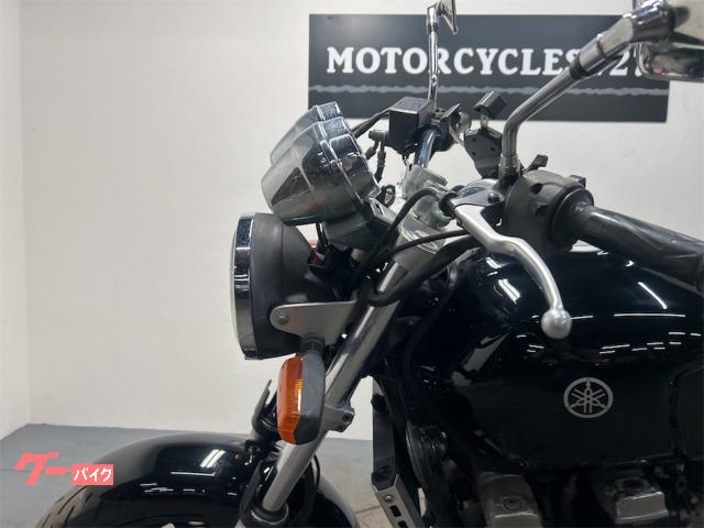ヤマハ XJR400R 2004年モデル RH02J型 シート 赤キー