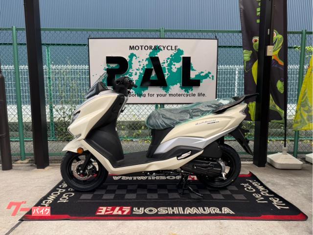 バーグマンストリート１２５ＥＸ　２０２５年モデル　ＬＥＤヘッドライト　ＬＥＤテールランプ　ＵＳＢソケット付き