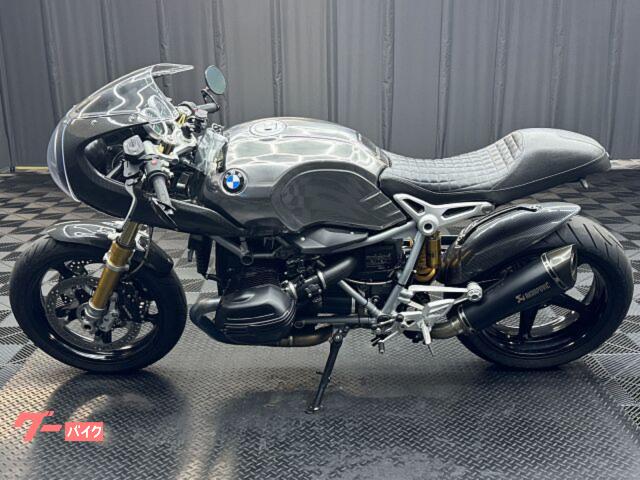 ＢＭＷ Ｒ ｎｉｎｅＴ レーサー ヘビーカスタム車 前後オーリンズ アクラポ フルカーボン ＲＳＤヘッドカバー 鏡面タンク  シート他多数｜ケーズバイク本店｜新車・中古バイクなら【グーバイク】