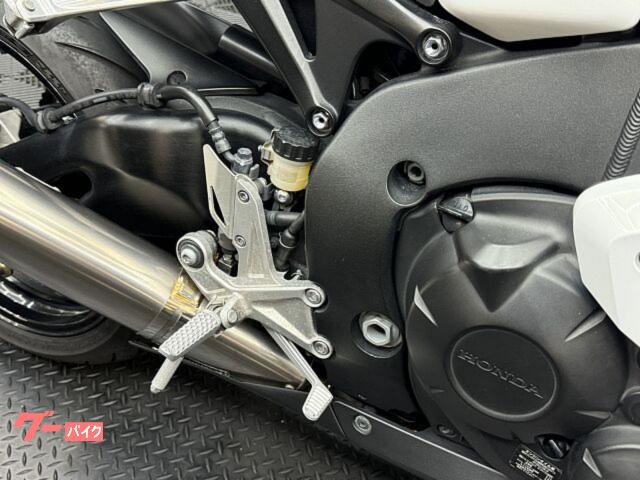 ホンダ CBR1000RR SC59型 TSRスリップオン