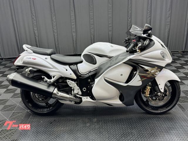 ＧＳＸ１３００Ｒハヤブサ　ＥＴＣ　シートカバー張替＆あんこ抜き　ＵＳＢ　フェンダーレス　ローダウン他
