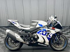 スズキ　ＧＳＸ−Ｒ１０００Ｒ　ヨシムラエンジンケース　才谷屋カーボンタンクカバー　アグラスエーシングスライダー　ラジエターコアガード他