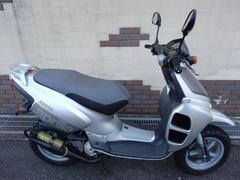 ａｐｒｉｌｉａ　ラリー５０　Ｈ２Ｏ　水冷　２スト　倒立フォーク　ポリーニ製チャンバー　前後新品タイヤ　新品バッテリー　新品グリップ　新品バーエンド