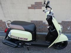 ヤマハ　ＣＵＸＩ１００　新品バッテリー　４スト　インジェクション車