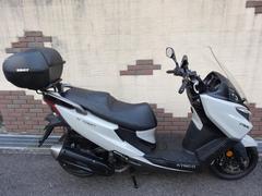 ＫＹＭＣＯ　ＸタウンＣＴ１２５　純正ＯＰトップケース用リアキャリア　純正ＯＰロングスクリーン　新品バッテリー　前後新品タイヤ　アクセサリー電源