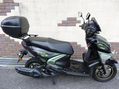 ヤマハ　シグナスＲＡＹ　ＺＲ　１２５　ＳｔｒｅｅｔＲａｌｌｙ　ＨＹＢＲＩＤ　アイドリングストップ車　新品バッテリー　ＧＩＶＩ製トップケース