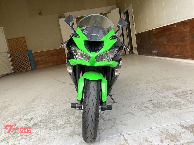 カワサキ Ninja ZX－6R 2019年モデル アクラポ