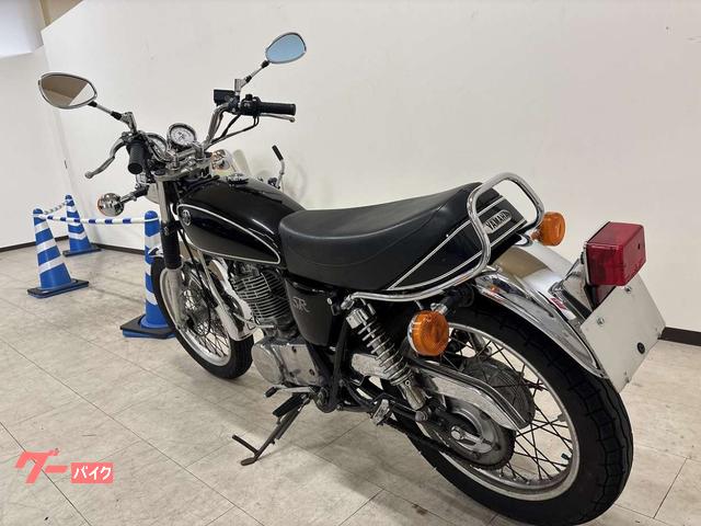 ヤマハ SR400 2010年モデル ハンドル／マフラー｜バイク王