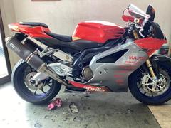 ａｐｒｉｌｉａ　ＲＳＶ１０００Ｒファクトリー　ＥＴＣ　前後オーリンズ　オプションマフラー
