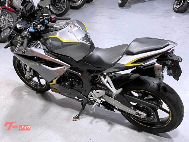 ホンダ ＣＢＲ２５０ＲＲ ＭＲＡ製スクリーン／マルチバー／ＵＳＢ