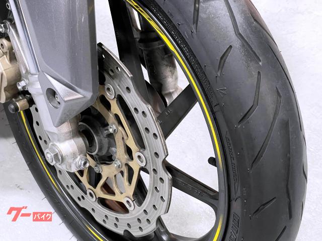 ホンダ ＣＢＲ２５０ＲＲ ＭＲＡ製スクリーン／マルチバー／ＵＳＢ