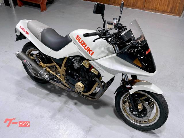 ＧＳＸ７５０Ｓ　ＫＡＴＡＮＡ　ヨシムラ製フルエキマフラー／ナイトロン製リアサス／ＥＴＣ装備