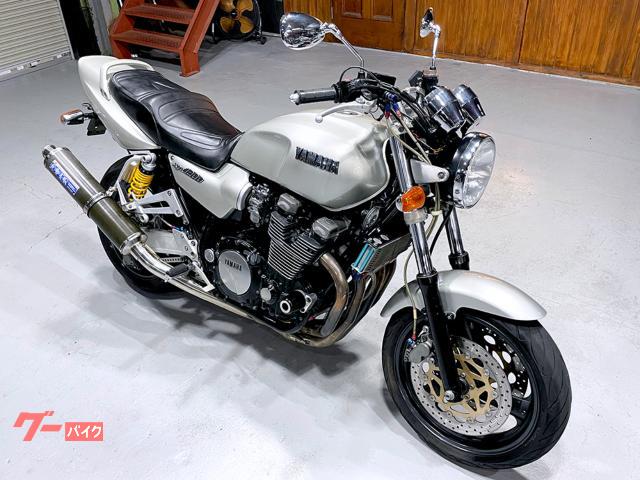 ヤマハ ＸＪＲ１２００ Ｏｖｅｒ Ｒａｃｉｎｇ製フルエキ／社外オイルクーラー／グリップヒーター装備  ４９３４｜ＳＰＥＣーＭ｜新車・中古バイクなら【グーバイク】