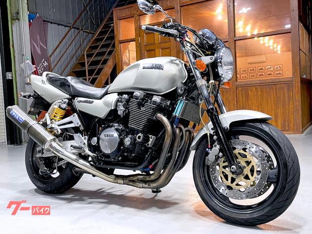 ヤマハ ＸＪＲ１２００ Ｏｖｅｒ Ｒａｃｉｎｇ製フルエキ／社外オイルクーラー／グリップヒーター装備 ４９３４｜ＳＰＥＣーＭ｜新車・中古バイク なら【グーバイク】