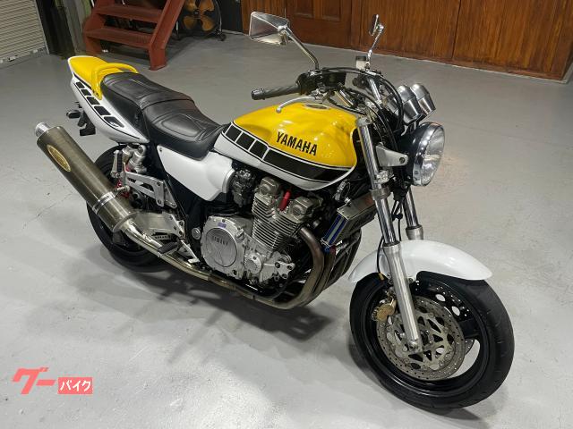 ＸＪＲ１２００　ＴｅｃｈＳｅｒｆｕ製フルエキ・社外オイルクーラー・ＡＣＴＩＶＥ製フロントブレーキホース装備　４９４５