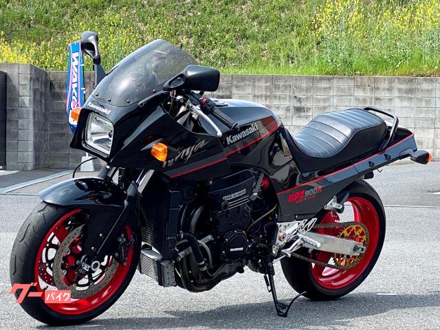 カワサキ GPZ900R UENO製マフラー・オーリンズ製サス