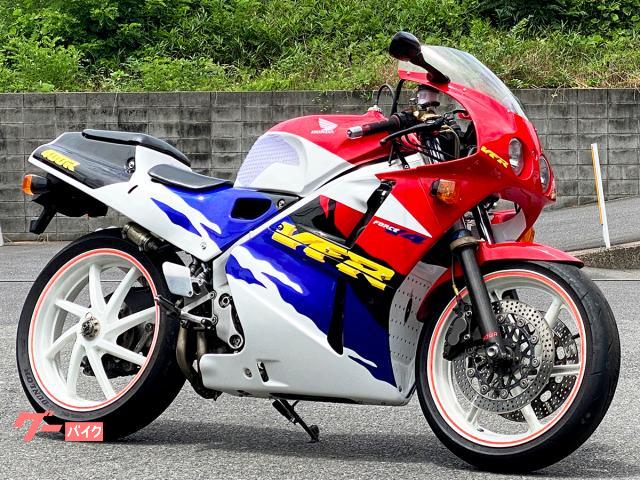 ＶＦＲ４００Ｒ　後期　外装セット・ｄｏｍｉｎｏ製グリップ・ＡＦＡＭ製スプロケ装備　５２７５