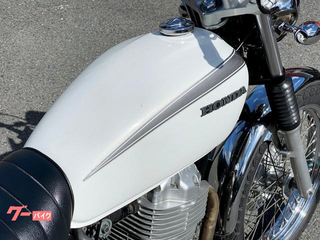 ホンダ CB400SS 社外サイレンサー・タックロールシート