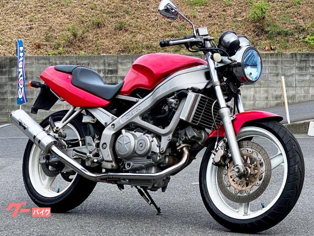 ＶＴ２５０ＳＰＡＤＡ　外装オールペイント・ＭＯＲＩＷＡＫＩ製フルエキマフラー・ＳＷＡＧＥＬＩＮＥ製ブレーキホース装備　５４９０
