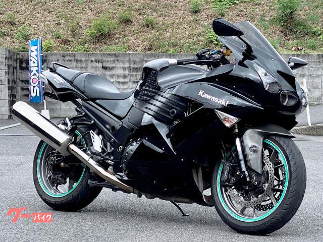 ＺＺ−Ｒ１４００　マレーシア仕様　ＺＥＲＯＧＲＡＶＩＴＹ製スクリーン・イカリングライト装備　５５０６