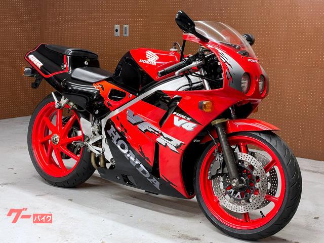ＶＦＲ４００Ｒ　　純正カウル　Ｖ型４気筒エンジン　Ｎｏ．５７１０