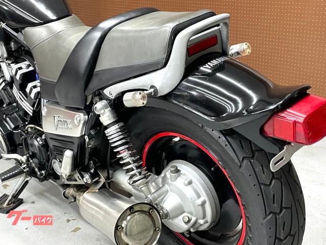 ヤマハ VMAX SUPERTRAPP製マフラー・PLOT製オイル