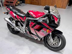 スズキ　ＧＳＸ−Ｒ１１００　後期　Ｎ型　逆車　最終型　油冷エンジン　Ｆｒａｎｄｏ製クラッチマスターシリンダー装備　４２４８