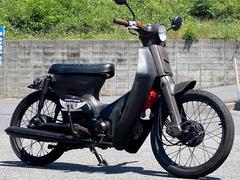 ホンダ　プレスカブ　外装ペイント・Ｆフェンダー／レッグシールド／リアフェンレス加工装備　５２５８