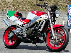 ホンダ　ＮＳＲ２５０Ｒ　ＭＣ２１　ＳＥ　乾式エンジン・バーハン仕様・ＡＣＴＩＶＥ製ブレーキレバー／ハイスロットルキット装備　５１００