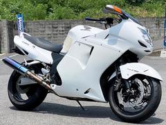 ホンダ　ＣＢＲ１１００ＸＸ　社外フルエキ／外装セット・ＨＵＲＲＩＣＡＮＥ製ハンドル装備　５２９８