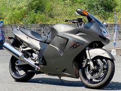 ホンダ　ＣＢＲ１１００ＸＸ　逆車　ＨＵＲＲＩＣＡＮＥ製バーハンキット・社外スクリーン装備　５３１６　スーパーブラックバード
