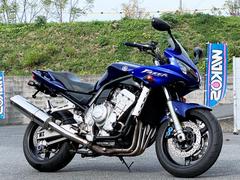ヤマハ　ＦＺＳ１０００　ＰＲＯＧＲＩＰ製グリップ・ＥＡＲＬＳ製ブレーキホース・ＥＴＣ装備　Ｎｏ．５５５０