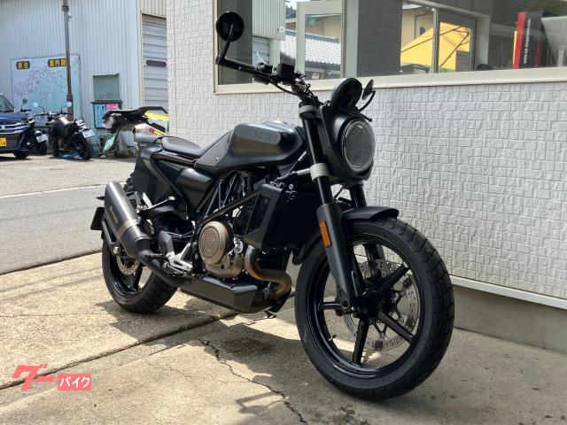 HUSQVARNA スヴァルトピレン701 2019年モデル 正規