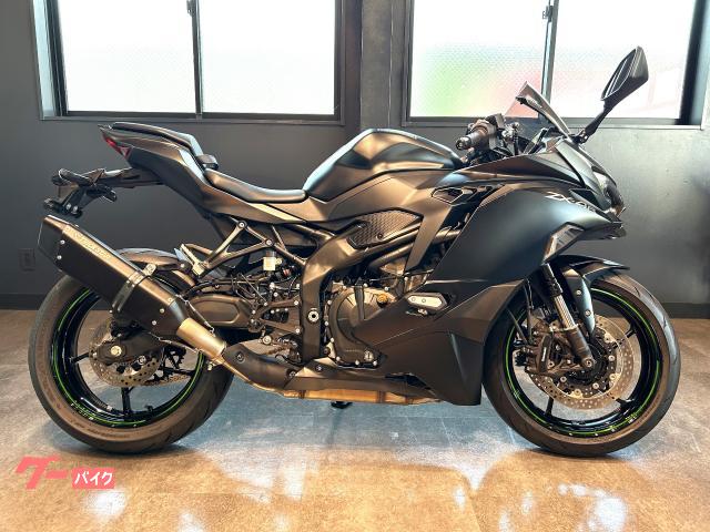 Ｎｉｎｊａ　ＺＸ−４Ｒ　ＳＥ　スリップオンマフラー・バックステップ・スモークスクリーン・スライダー・ＵＳＢ電源・ＥＴＣ２．０装備