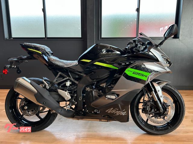Ninja ZX−25R SE アシスト&スリッパークラッチ・トラクションコントロール・クイックスフター・ABS装備
