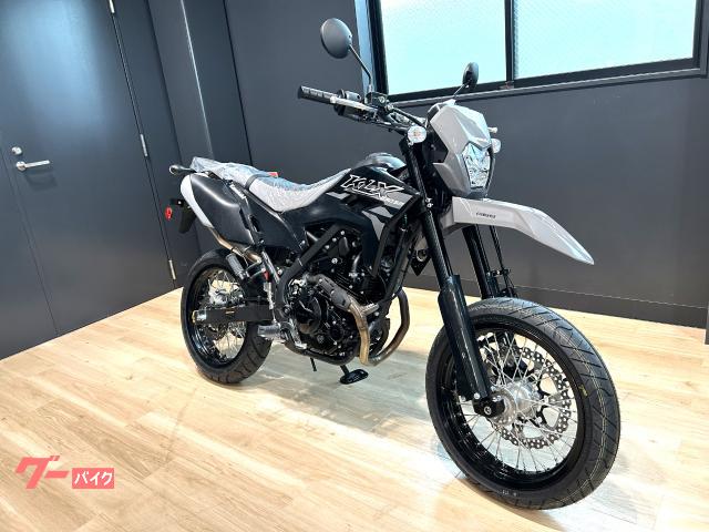カワサキ KLX230SM 2026年モデル バトルグレー｜カワサキ