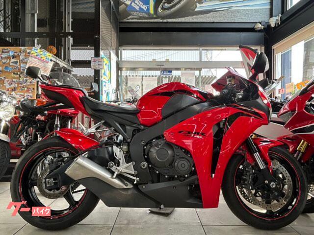 ＣＢＲ１０００ＲＲ　ＳＣ５９　ＵＳＢ２連　ＥＴＣ　レーシングフック　タンクパッド　逆輸入車