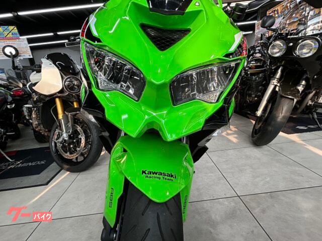 kzs　Kawasaki バイク ロケットカウル 緑 カワサキから「Ninja ZX-25R」シリーズ NEWカラー＆グラフィック
