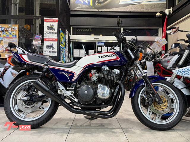 ＣＢ７５０Ｆ　ＣＢ７５０ＦＣ　マフラー　バックステップ　ブレーキホース　フェンダーカット　ナイトロンサス　マルチメーター