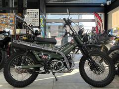 ホンダ　ＣＴ１２５ハンターカブ　マフラー　フェンダーカット　キャリア類　シート　新品ミラー