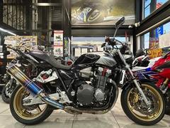 ホンダ　ＣＢ１３００Ｓｕｐｅｒ　Ｆｏｕｒ　ＳＰ　マフラー　フェンダーレス　スライダー　シートあんこ抜き　タンクパッド　ＥＴＣ